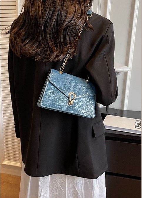 Женская классическая сумка 3120-6585 через плечо кросс-боди на цепочке рептилия голубая No Brand (296008240)