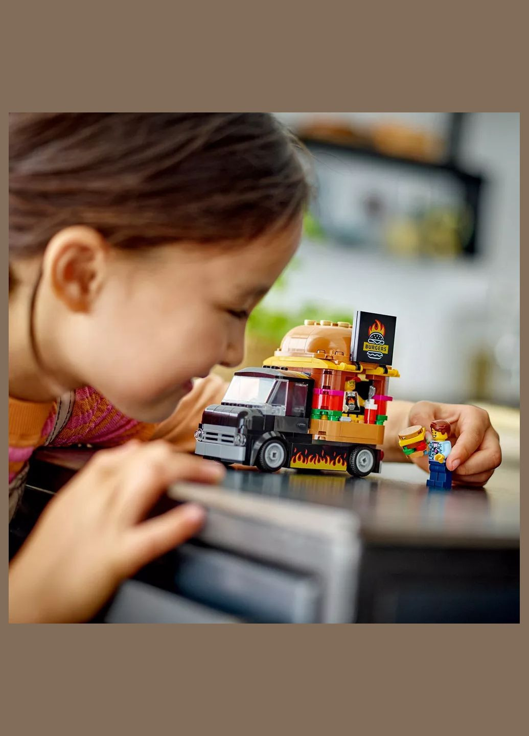 Конструктор City Грузовик с гамбургерами (60404) Lego (333252437)