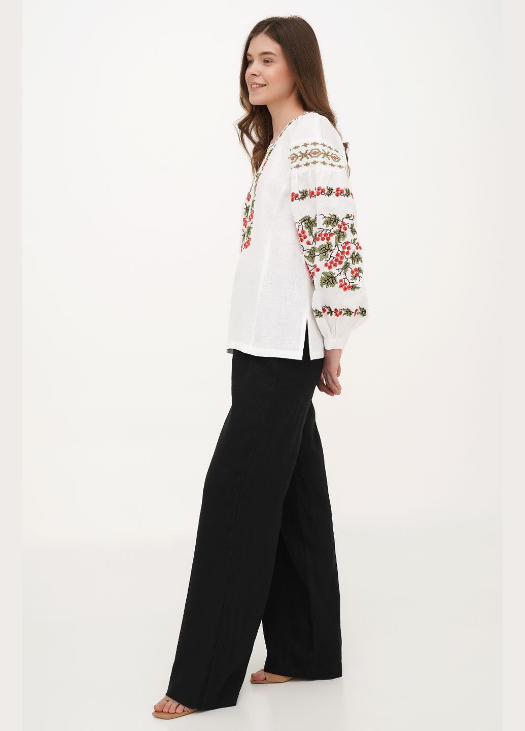 Белая льняная женская вышиванка с широким рукавом-регланом и калиной дзвинка, парные вышиванки. белый, р.54, код 9460/54/101 ГАЛЕРЕЯ ЛЬОНУ