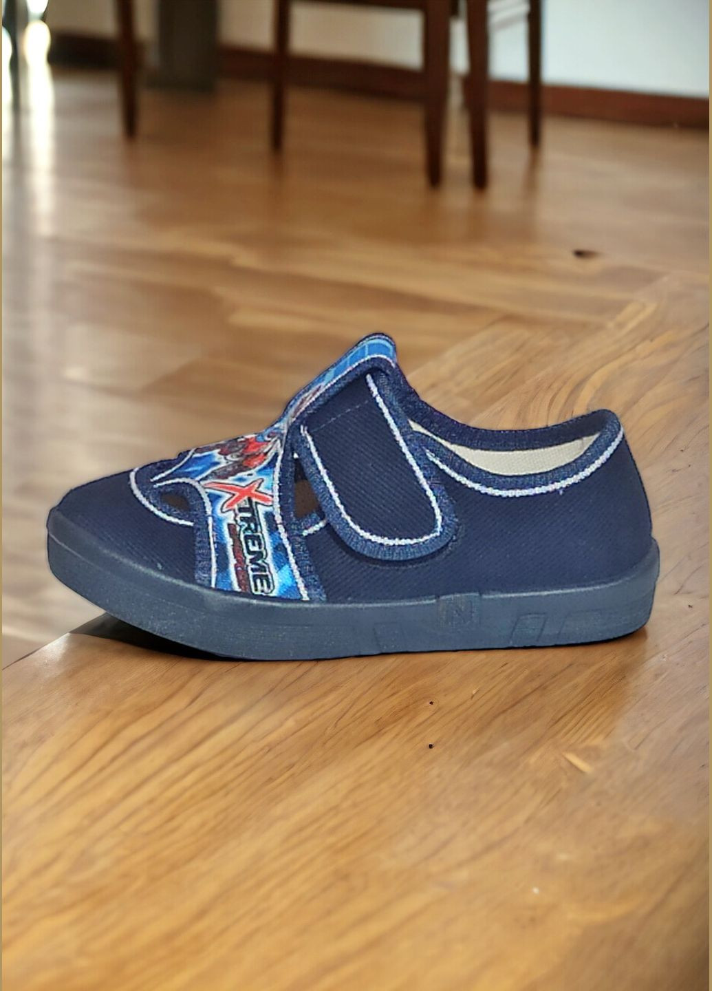 Текстильні тапочки капчики для хлопчика на липучках Waldi (325701296)