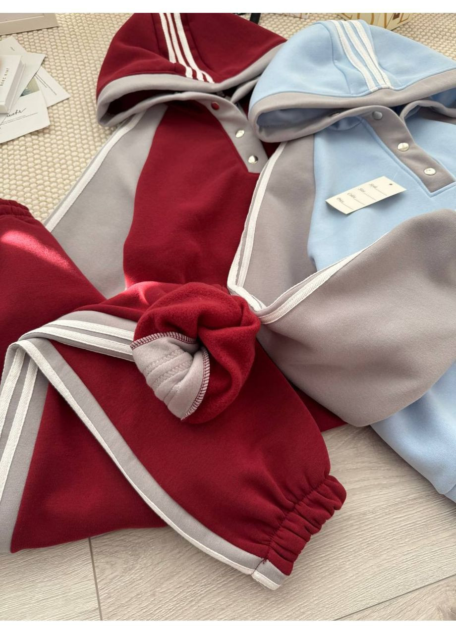 Теплый женский спортивный костюм с лампасами. No Brand (366391797)