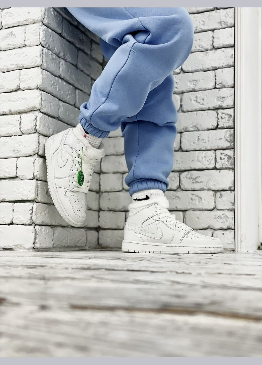 Кросівки зимові жіночі і чоловічі Nike Air Jordan 1 winter white fur | Найк Аір Джордан 1 білі з хутром No Brand білі зими (308072648)