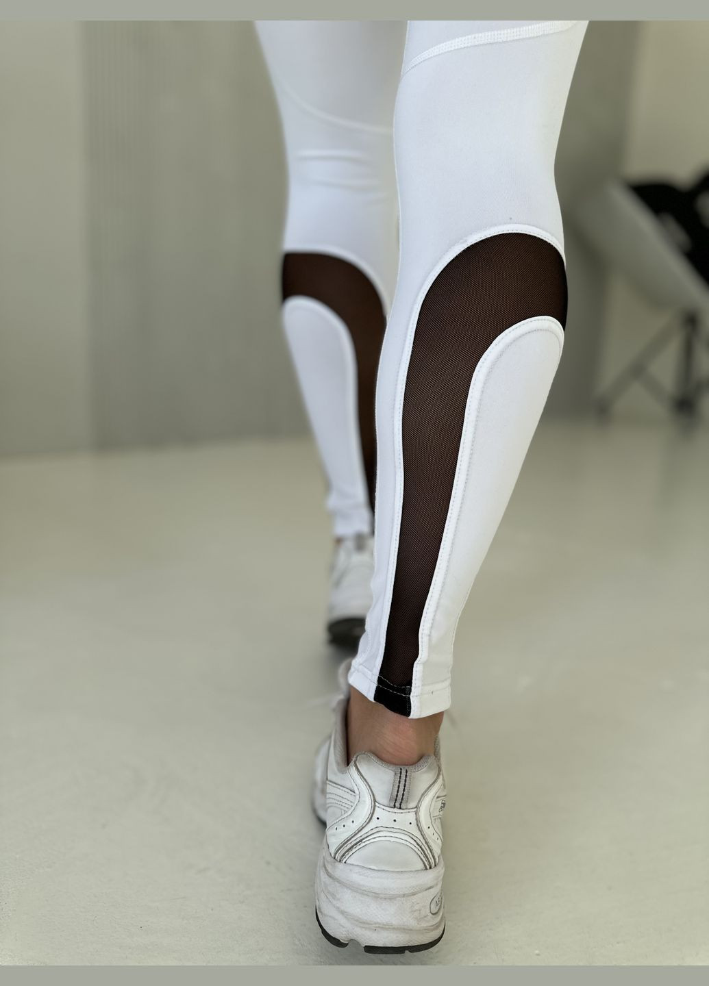 Белые демисезонные лосины Soda