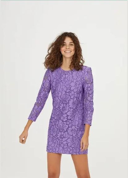 Фиолетовое короткое платье H&M с цветочным принтом