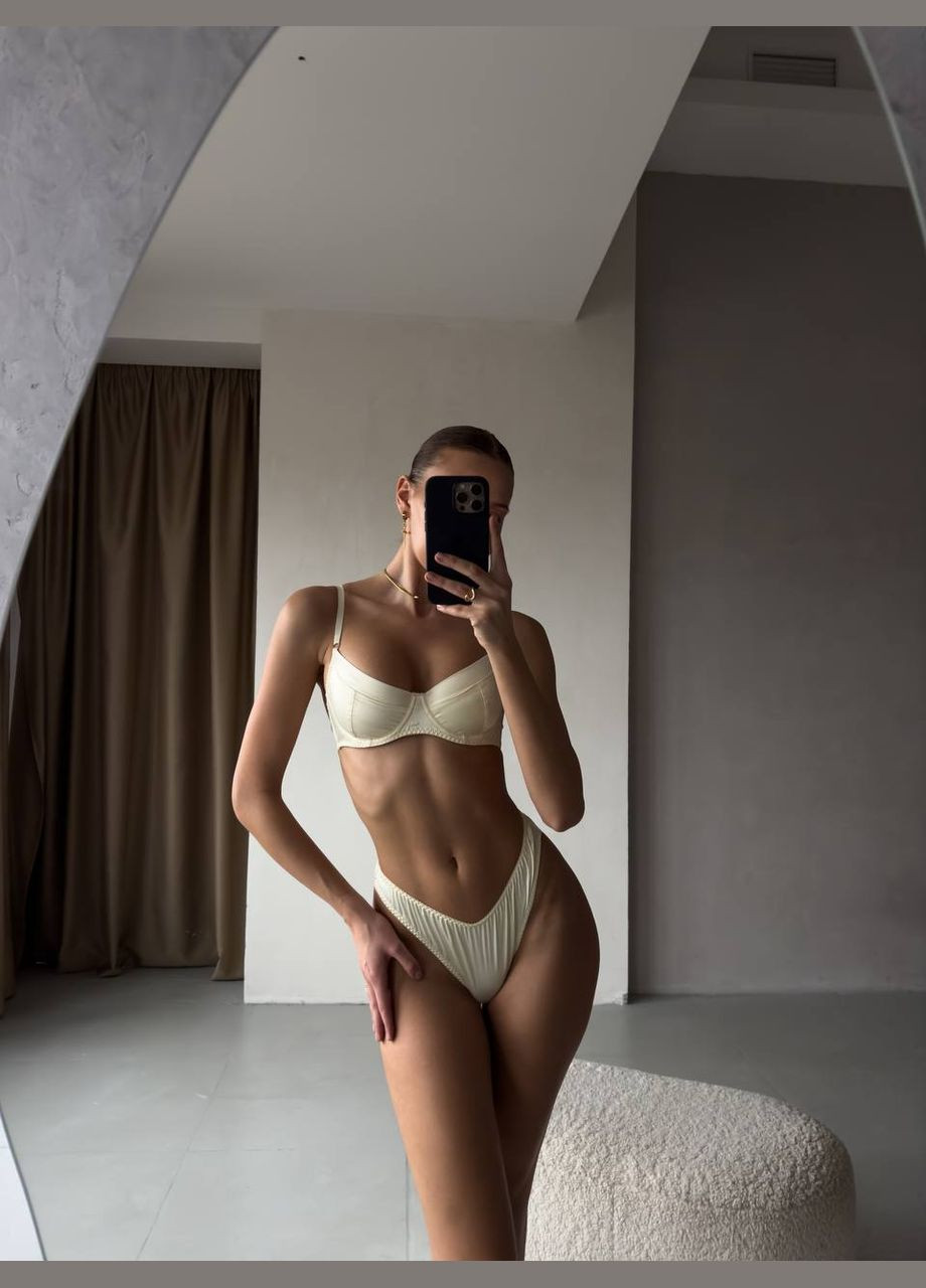 Бежевий демісезонний лаконічний і витончений комплект Vakko