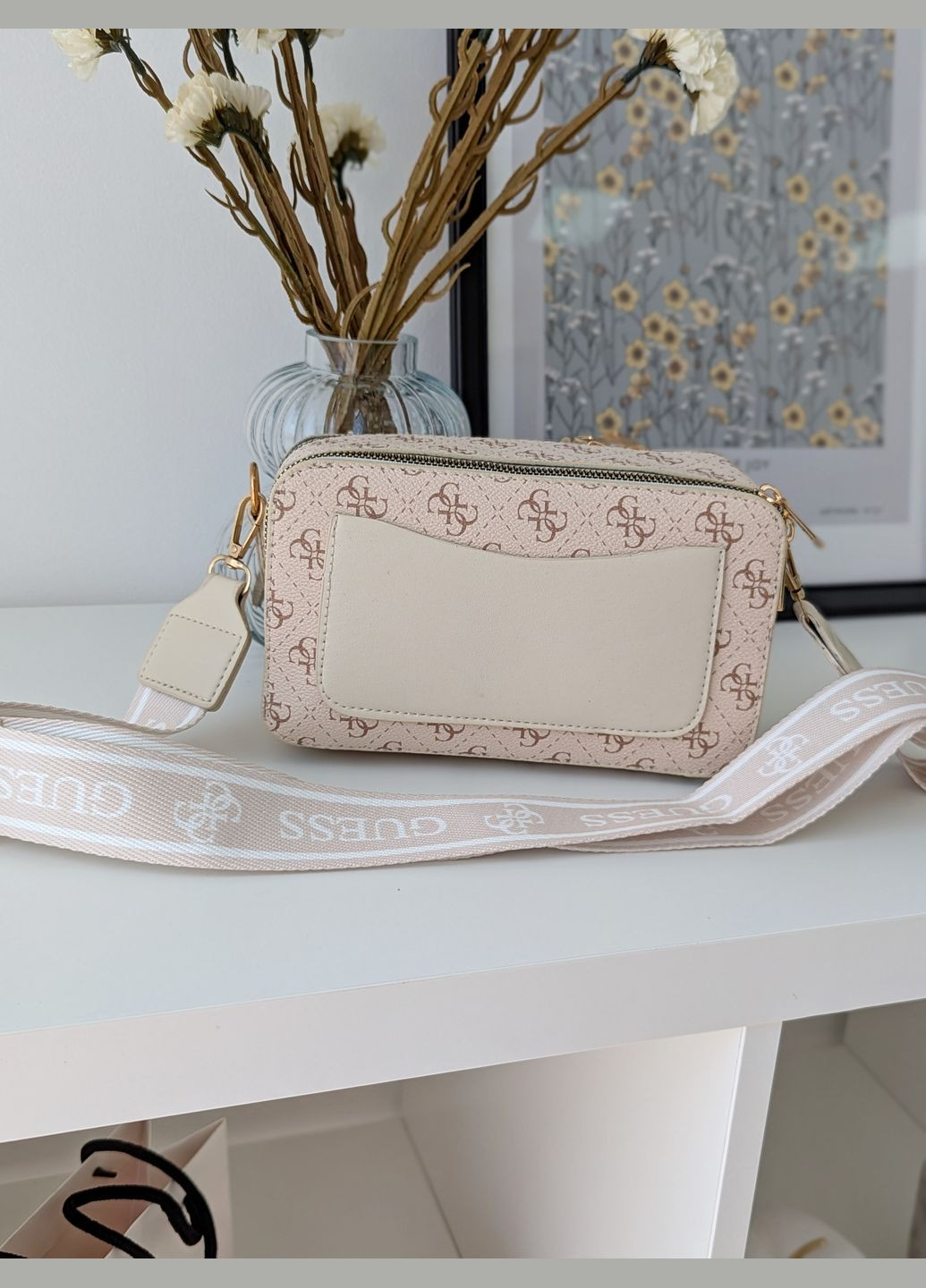 Гесс сумка жіноча кросс-боді міні лого (молочний колір) No Brand (322283884)