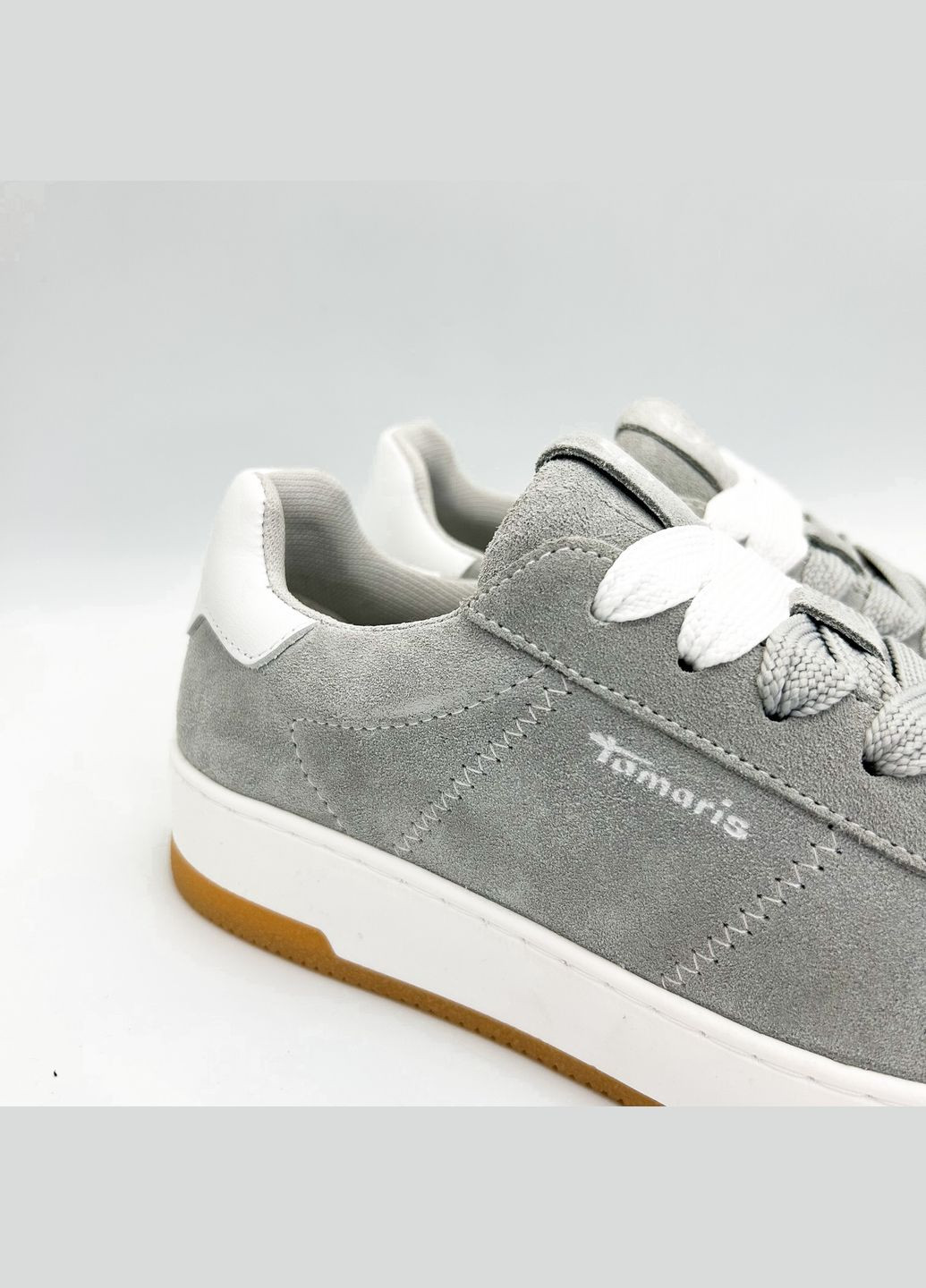 Сірі кеди (р) замшa 0-1-1-1-23716-43-2a-4 Tamaris