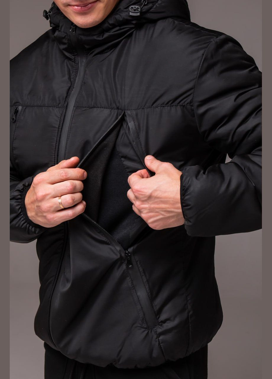 Чорна демісезонна тепла куртка з капюшоном Vakko