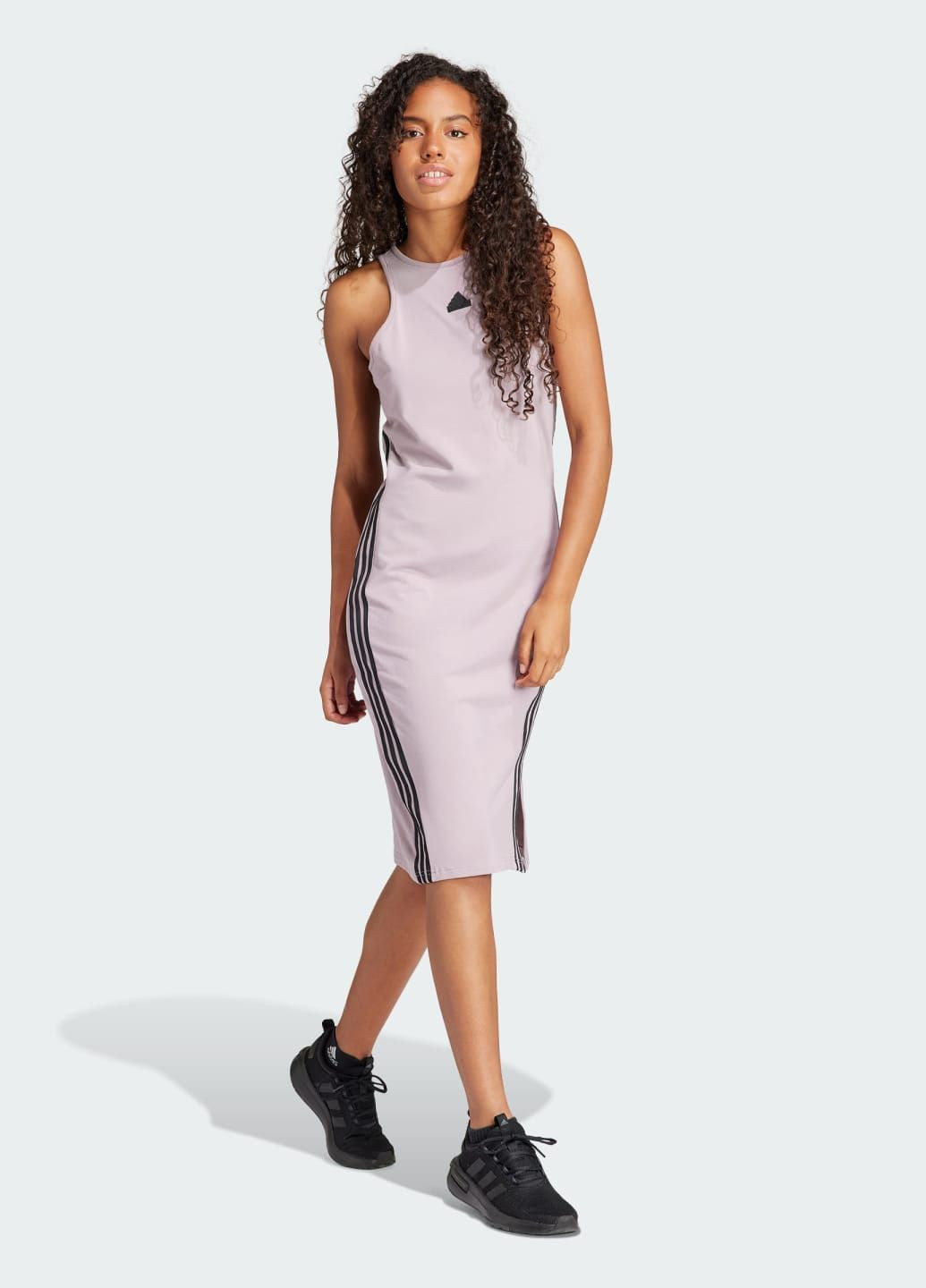 Фиолетовое спортивное платье future icons 3-stripes adidas с логотипом