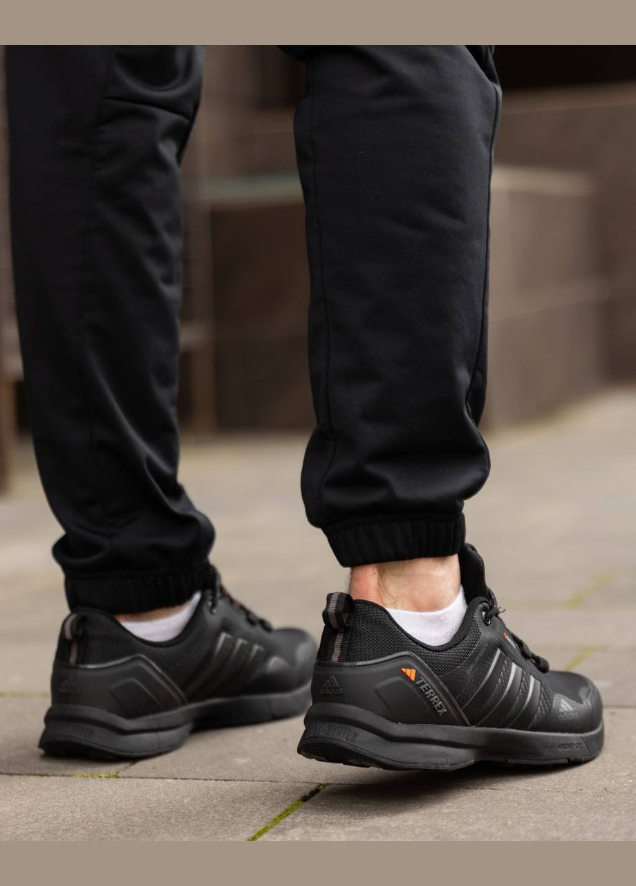 Черные всесезонные кроссовки Vakko Adidas Terrex Light GTX Triple Black