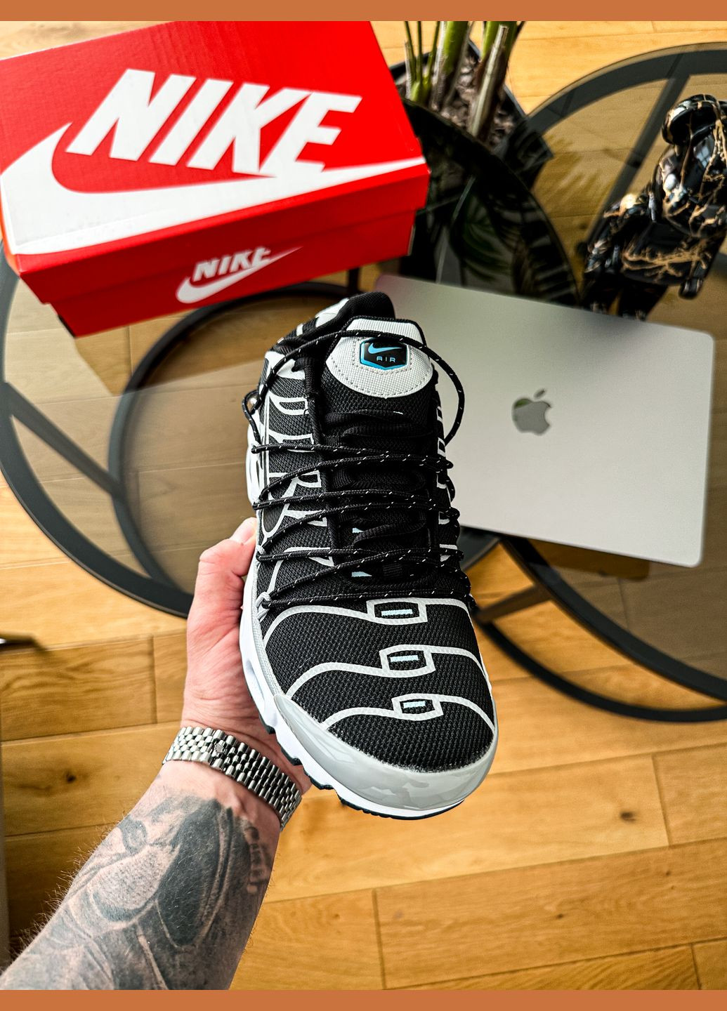 Черные демисезонные мужские кроссовки nike air max tn plus toggle black grey | найк аир макс тн плюс черные серые No Brand