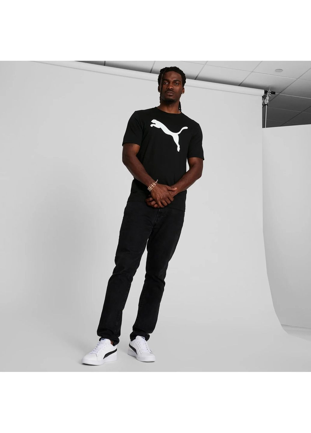 Чорна футболка чоловіча essentials big cat black 678890-01 Puma