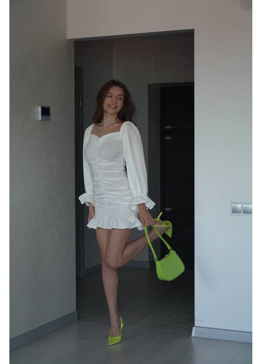 Молочное повседневный платье женское с открытыми плечами Україна однотонное