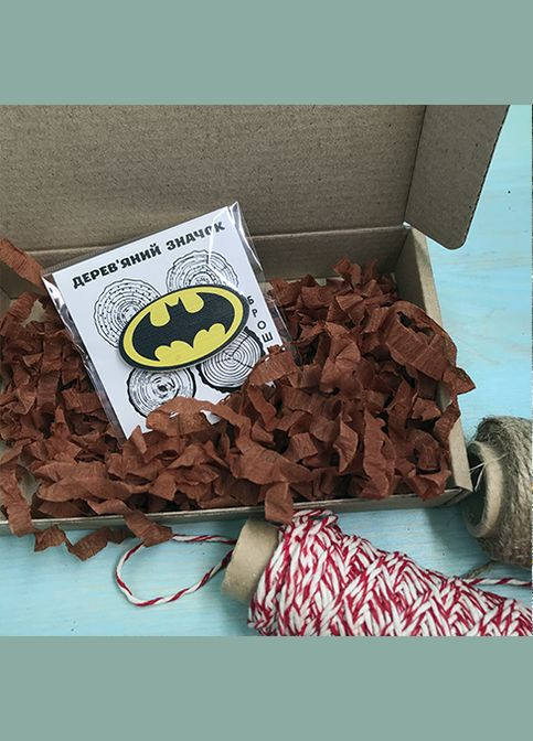 Бетмен значок з дерева Cozy-Up (291162155)