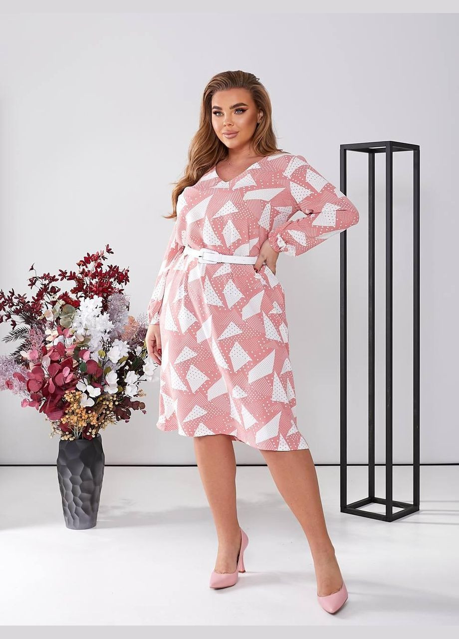 Розовое кэжуал платье "креативный шик" с длинным рукавом sf-255 розовый, 50 Sofia с геометрическим узором