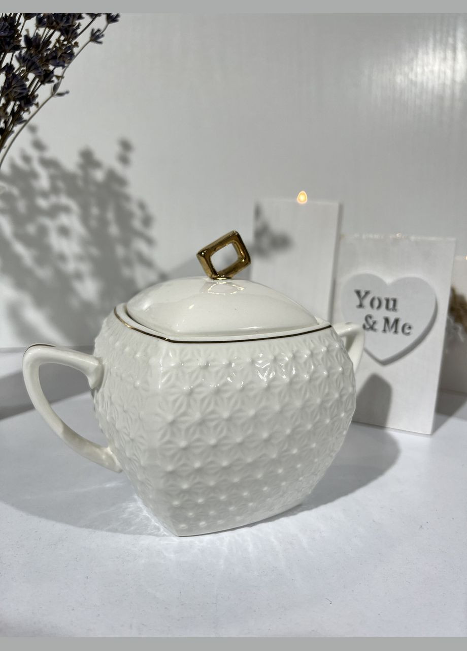 Сахарница фарфоровая Снежная Королева с крышкой квадратная 500 мл белая 932511-А Interos (336948418)