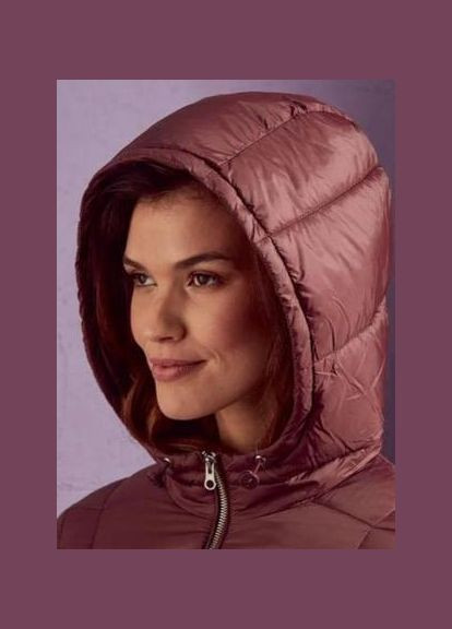 Бордова демісезонна легка куртка утеплена ветровка Esmara