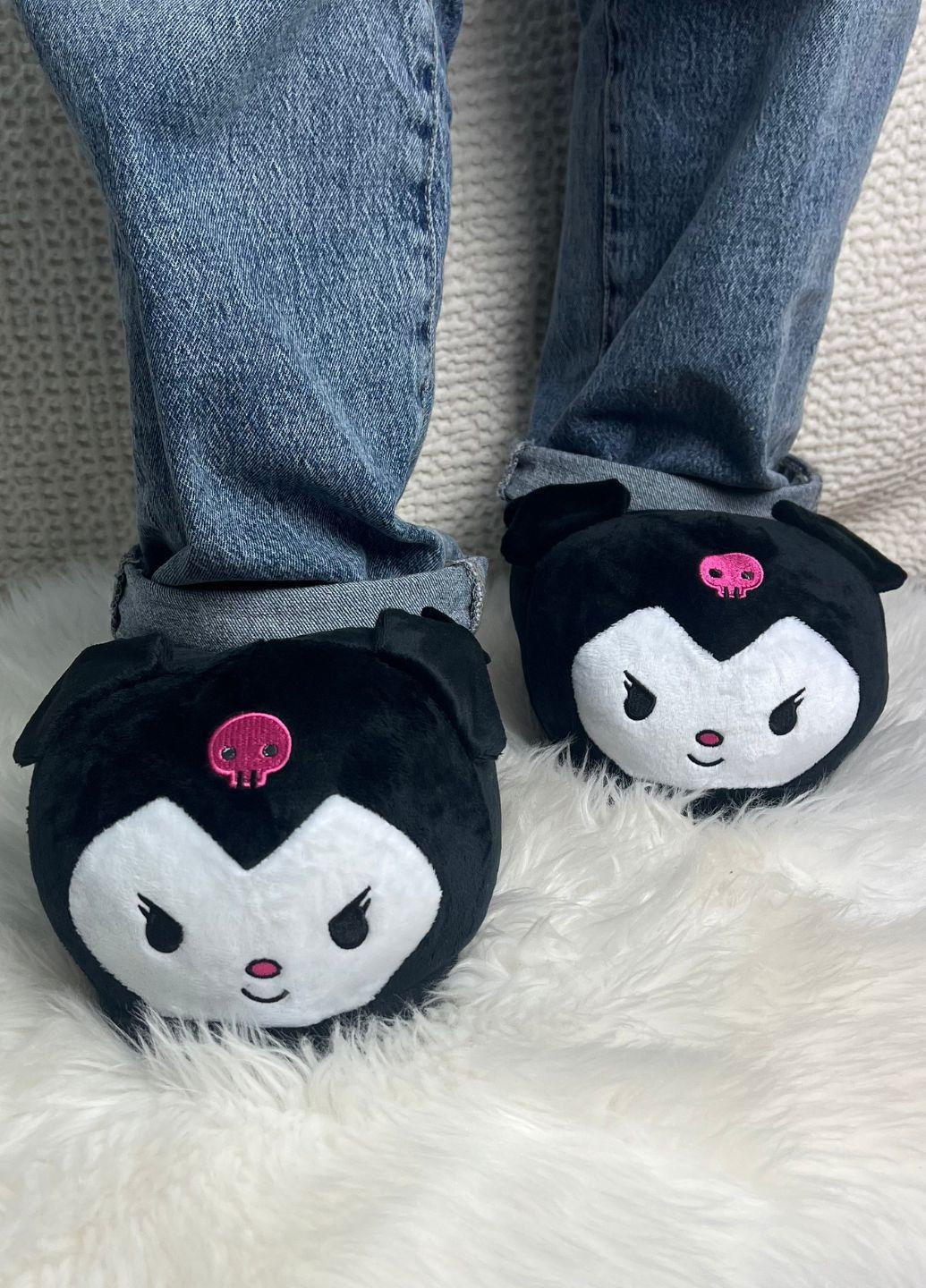 Черные плюшевые мужские тапочки kuromi с ушками нескользящая подошва My Kigu