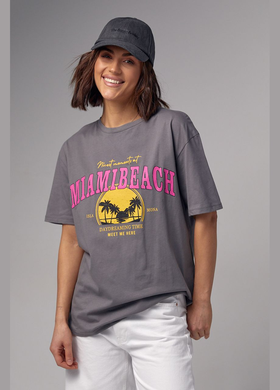 Серая летняя трикотажная футболка с принтом miami beach Lurex
