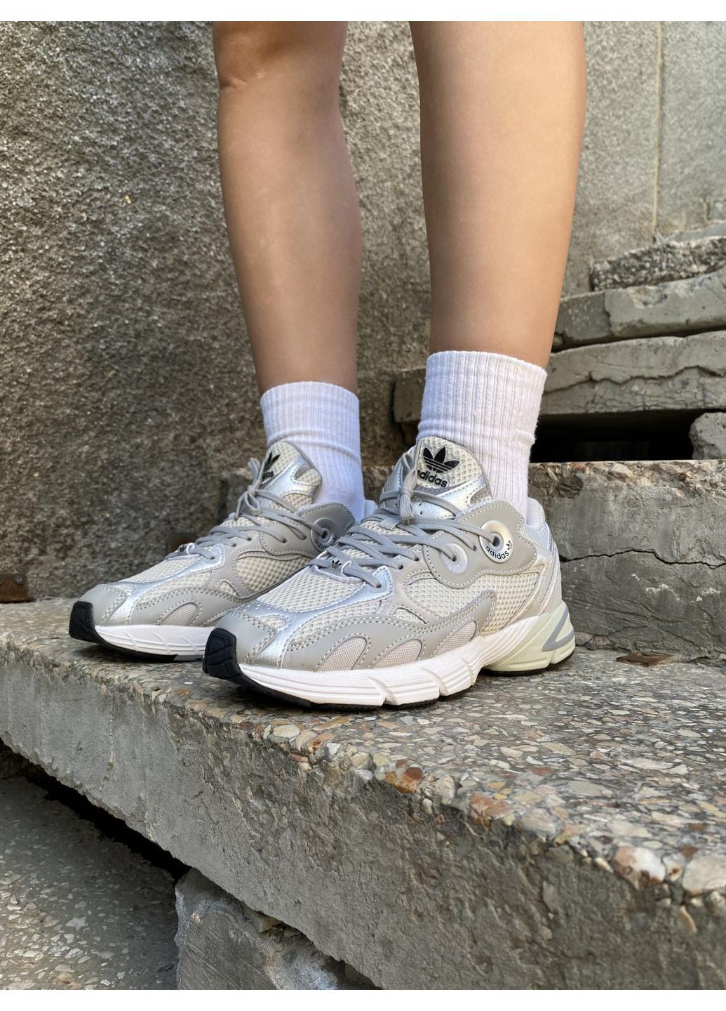 Сірі Осінні кросівки чоловічі adidas astir grey silver адідас No Brand