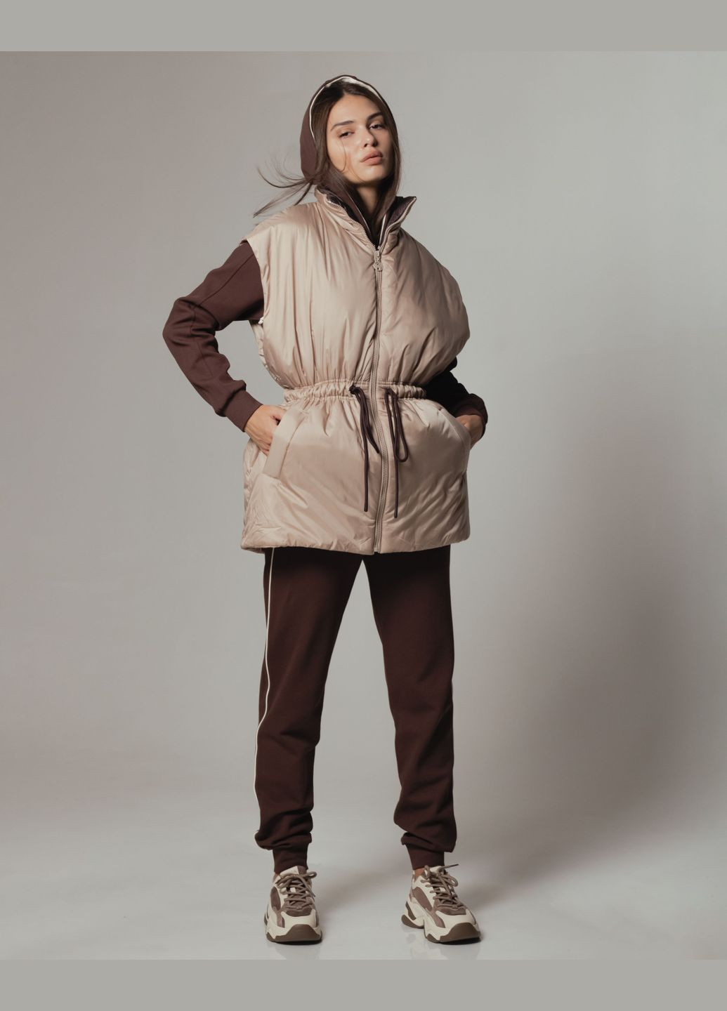 Костюм с жилетом коричневый (жилет, кофта, брюки) Of White (305822746)