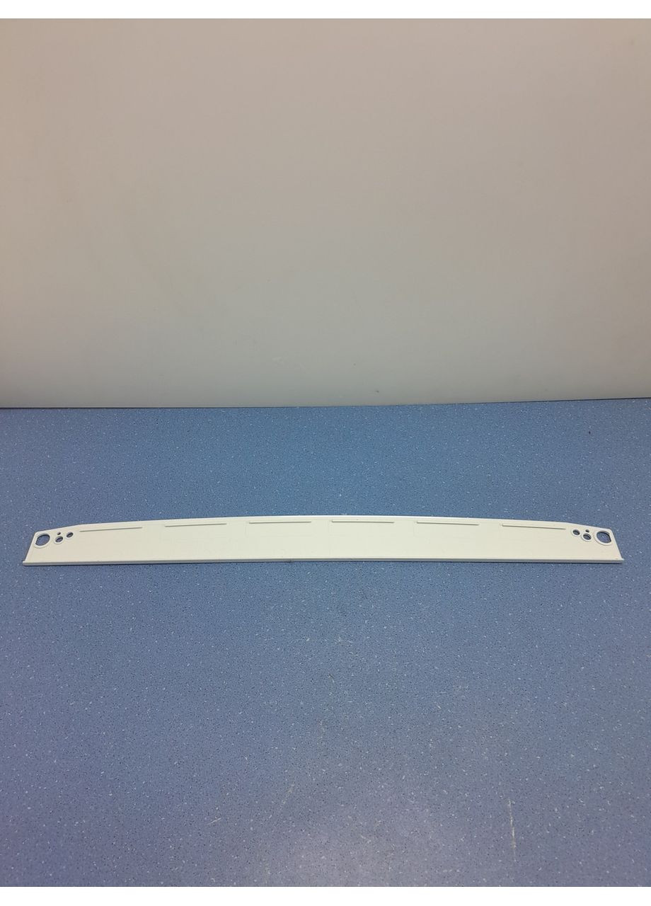 Накладка на дверь для холодильника 7427981 580*55 LIEBHERR (361863997)