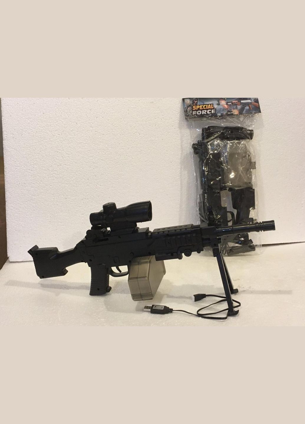 Автомат-кулемет 02-1 51см, стріляє водяними та пластиковими кул,акум,USB зарядне, в пакеті 46-22-6см No Brand (301648766)