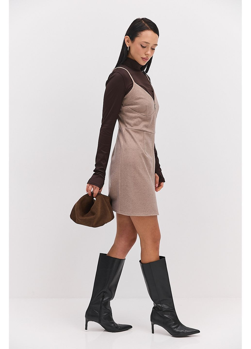 Темно-бежевое женский теплый сарафан на молнии серый меланж Arjen