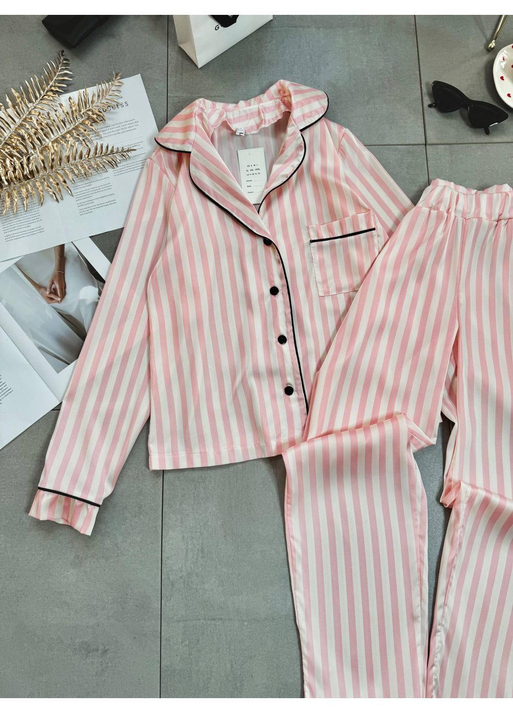 Рожева шовкова жіноча піжама Osoblyva