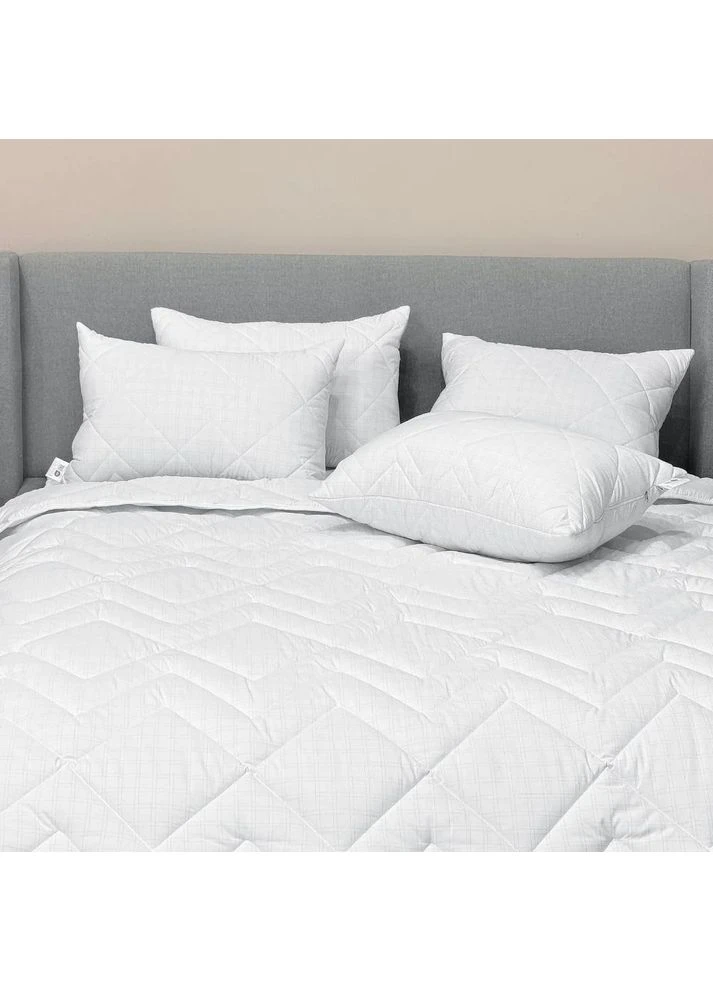 Ковдра Antistatic Sleep всесезонна 140х210 щіл.300 штучний пух у сумці ( ) (8-36056) IDEIA (362294730)