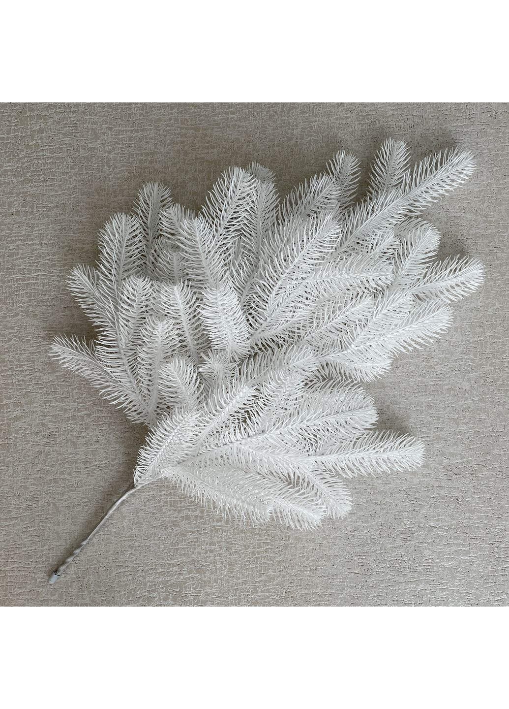 Ветка елки искусственная SGH Lux 60 см белая (упаковка 3 штуки) HVOYA (370439120)