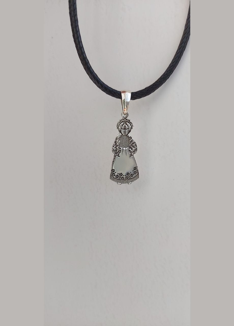 Комплект прикрас оберіг лялька Мотанка в вишиванці срібло 925 проби кулон і сережки No Brand (329999338)