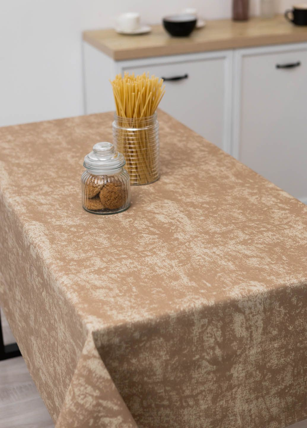 Скатерть с тефлоновым покрытием "Мрамор песочный" 2.4м х 1.5м + 8 салфеток Homedec - (318747170)
