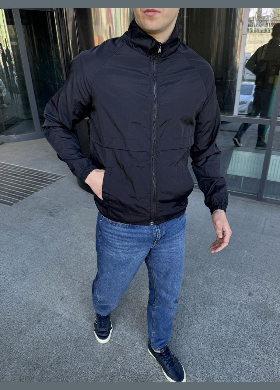 Черная демисезонная ветровка No Brand