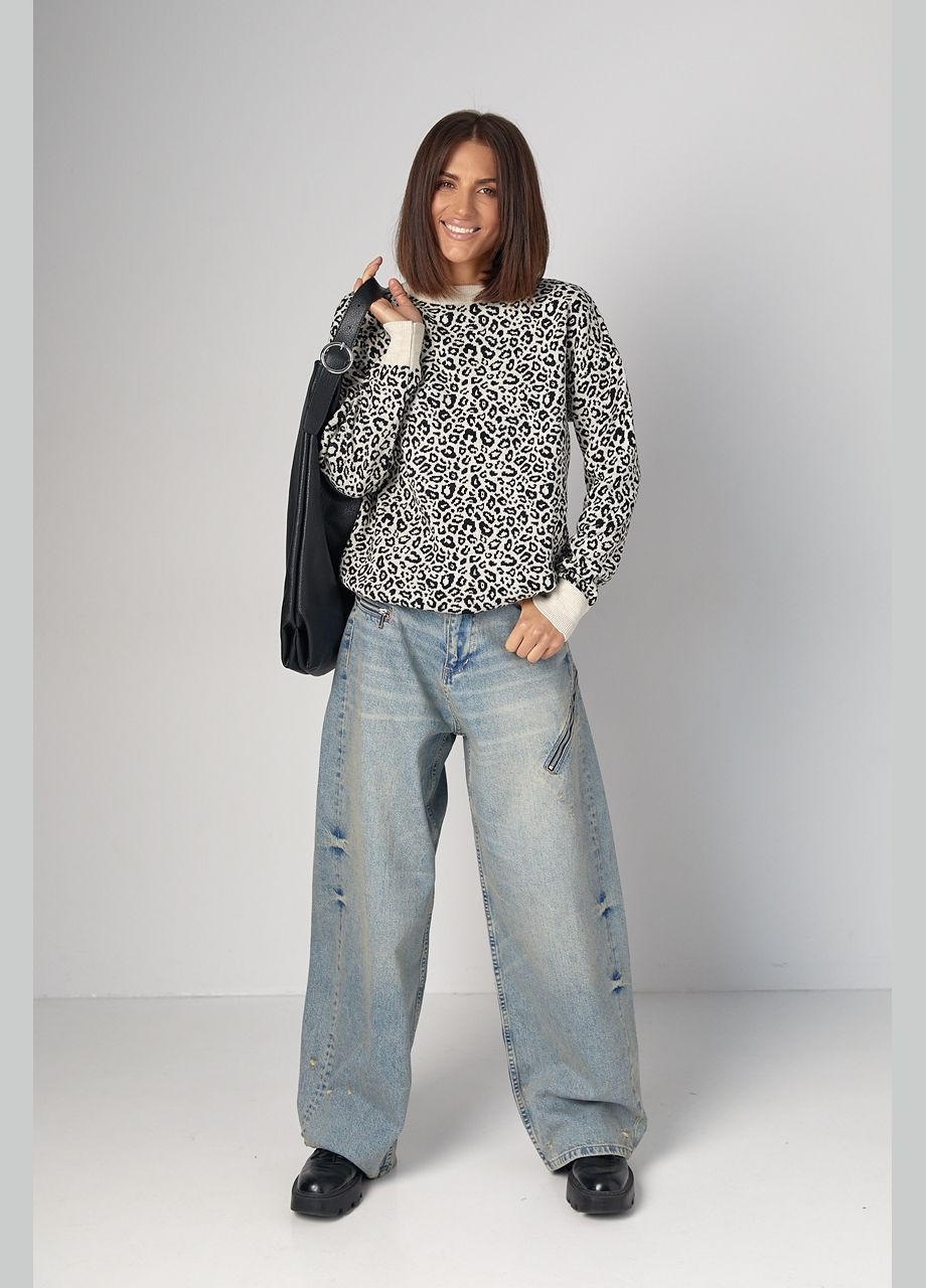 Бежевий демісезонний трендовий в'язаний джемпер з леопардовим малюнком джемпер No Brand