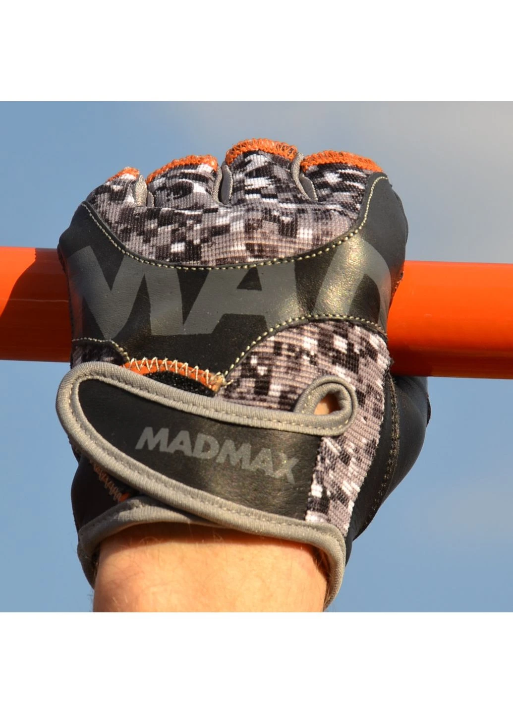 Перчатки для фитнеса MadMax MFG-831 Mti 83.1 Grey/Digital Camo Mad Max (399251198)