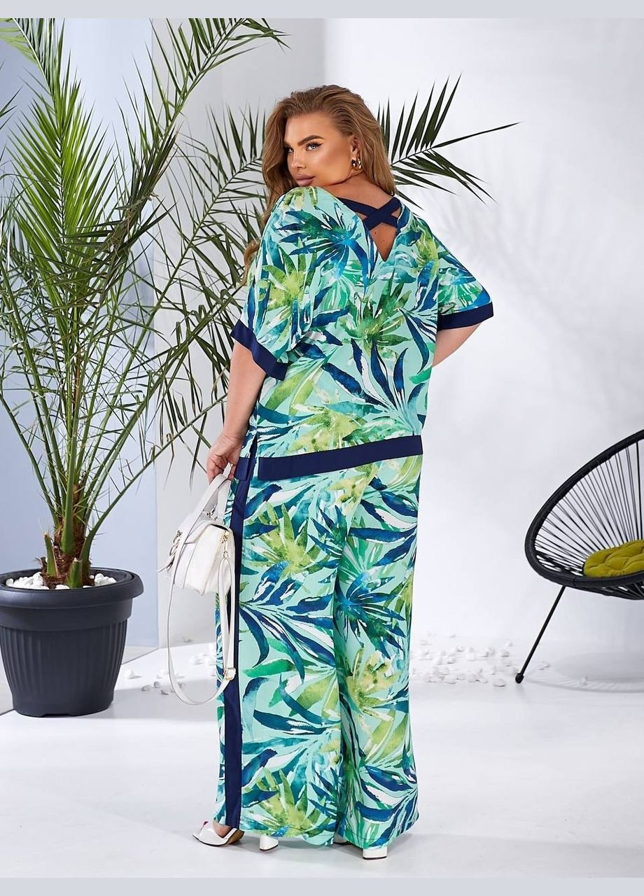 Жіночий костюм батал літній м'ятний з принтом вільного крою для повних No Brand Костюм комплект (338370405)