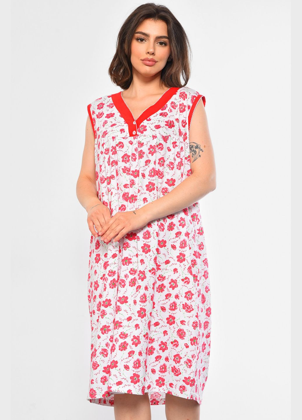 Ночная рубашка женская полубатальная красного цвета Let's Shop (296983928)