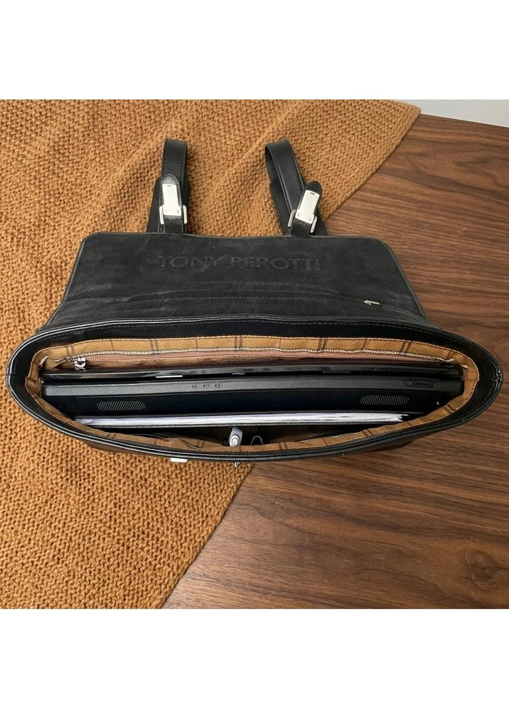 Чоловічий портфель з натуральної шкіри Italico 9225G-38 (90415) Чорний Tony Perotti (402441910)