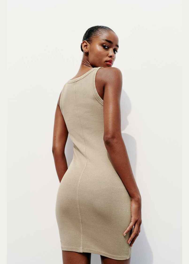 Бежева сукня Zara