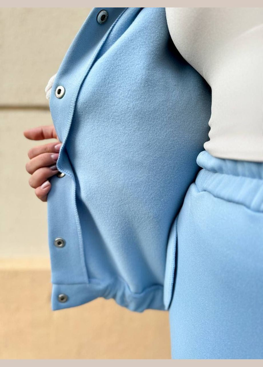 Костюм на кнопке Україна (318454193)