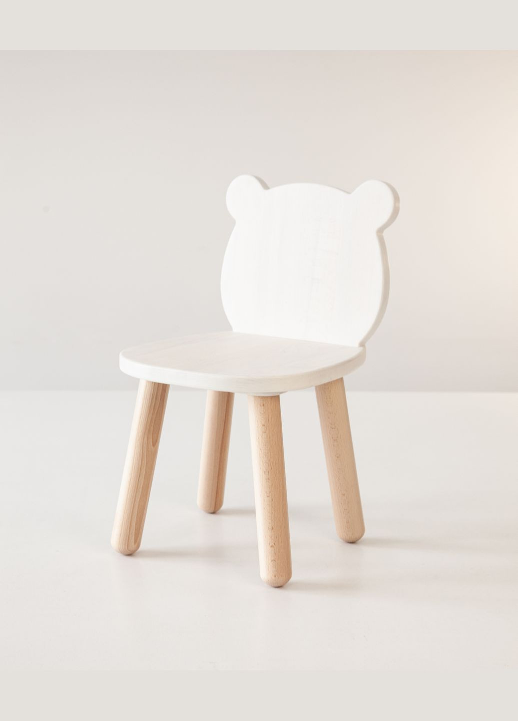 Дитячий столик і 2 стільчика Bear для дітей 4-7 років Білий Tatoy (336184057)