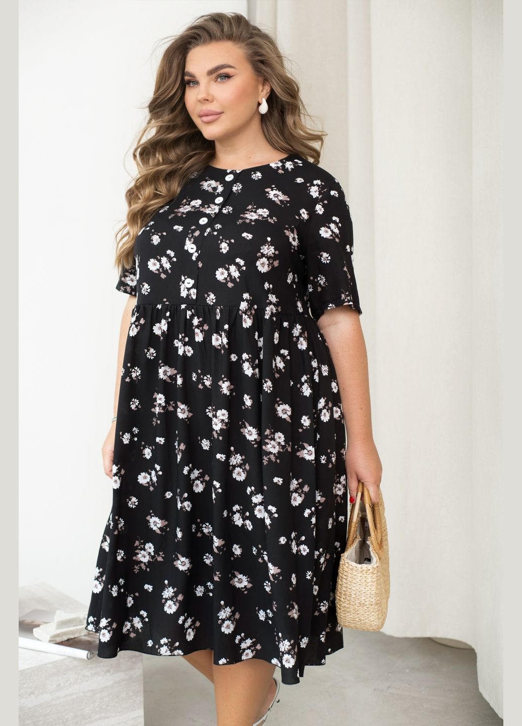 Черное повседневный платье Minova с цветочным принтом