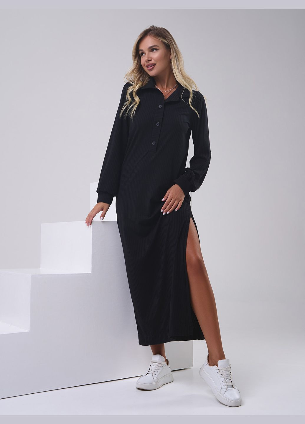 Черное повседневный черное длинное платье-поло с разрезом поло ISSA PLUS однотонное