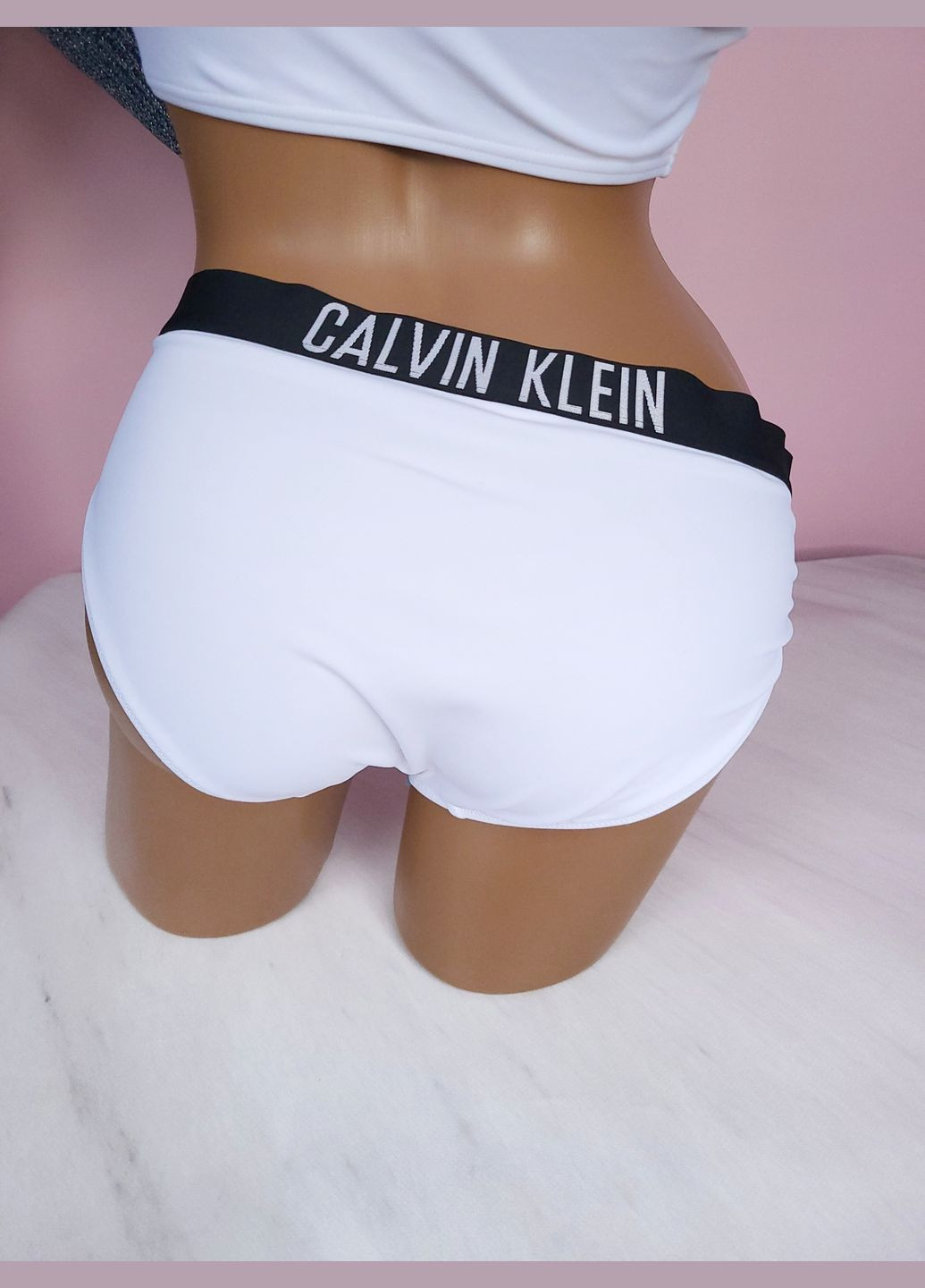 Белые плавки купальные женские с надписью на резинке Calvin Klein