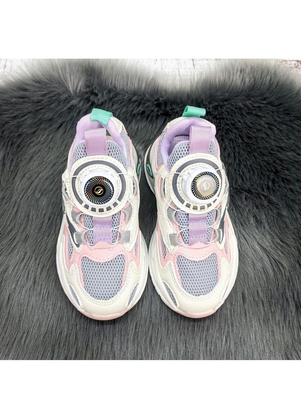 Білі осінні кросівки дитячі для дівчинки Kimboo