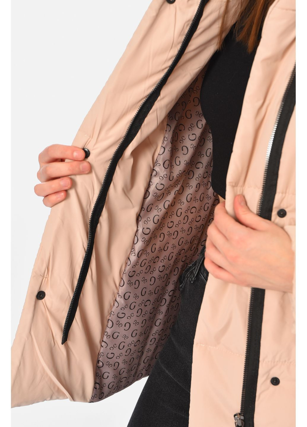 Фиолетовая демисезонная куртка женская демисезонная светло-бежевого цвета Let's Shop