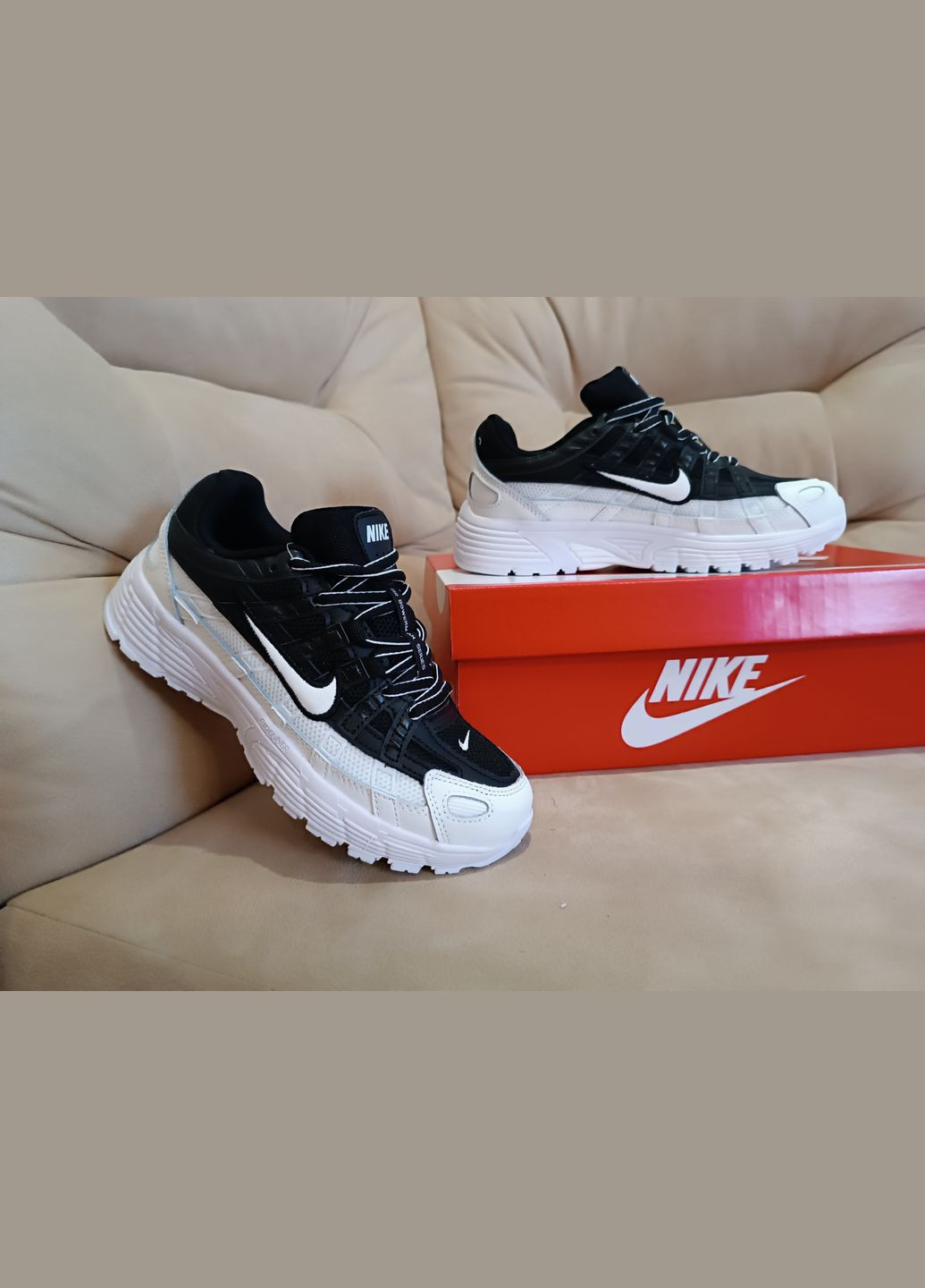 Чорні всесезонні жіночі кросівки No Brand