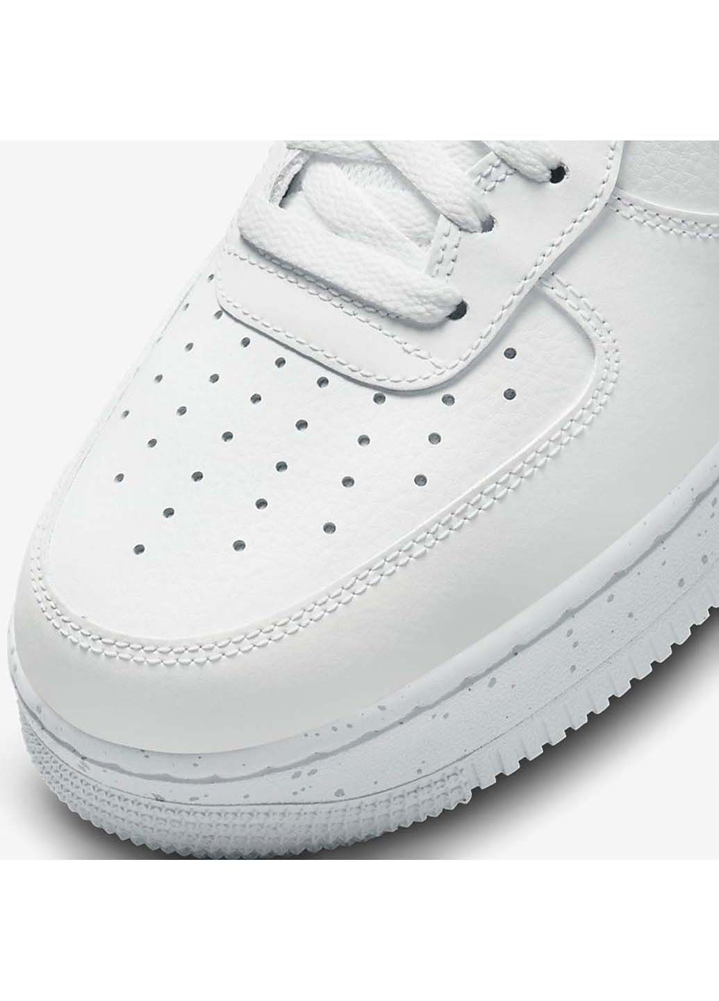 Белые демисезонные кроссовки мужские Nike