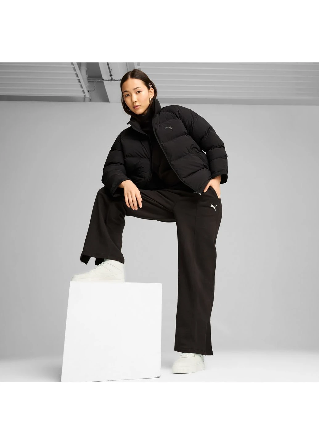 Чорна зимня куртка mono jacket black 626481-01 Puma